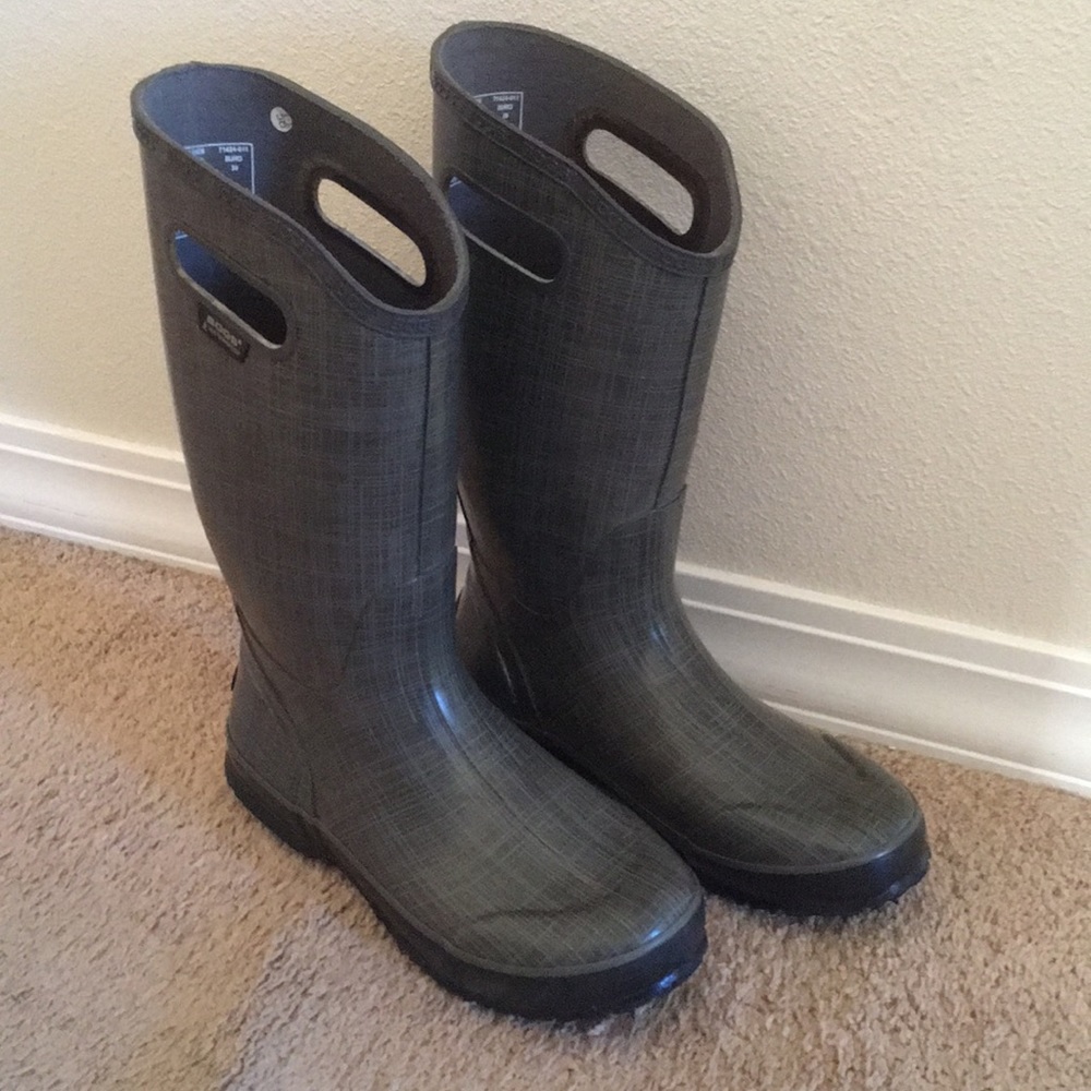 BOGS women’s size 8 rain boots